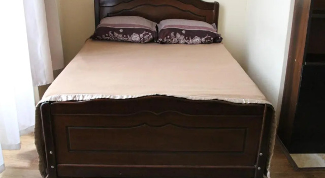 Трёхместный семейный номер Standard с видом на город Отель Lucky Hotel. Rooms & Hostel