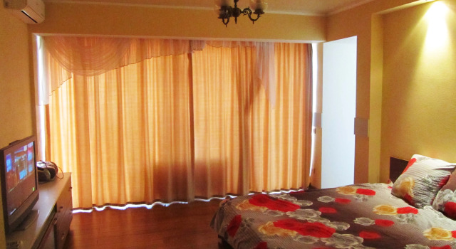 Tsentr Mot Siti Apartments, Buchen Sie Ferienwohnung Hotels in Oblast Dnipropetrowsk mit Parkplatz, Parkplätze