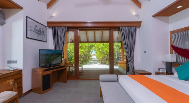 Двухместная вилла Beach Sunset Dhigufaru Island Resort