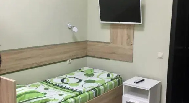 Трёхместный полулюкс Хостел Домино