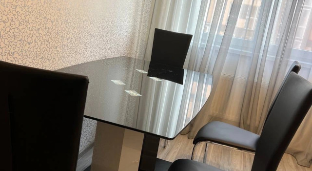 V tsentre ryadom s ozerom i parkom Apartments, Book Apartment Kaliningrad Kaliningrad Region