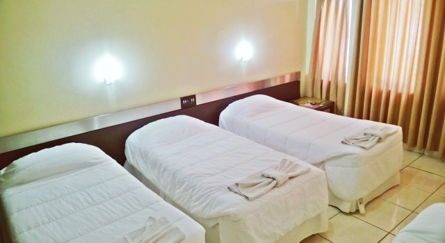 Четырёхместный номер Standard с красивым видом из окна Апарт-Отель Salvatti Cataratas
