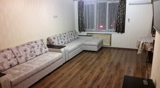 Ufimskie Kvartiri Deluxe Flat, Rezervovat Apartmán Hotely v Bashkortostan s parkováním, Parkování