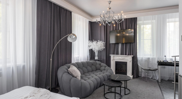 Grand Suite Enigma Hotel