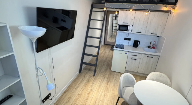 Ambulatorny Apartments, Prenota Appartamento Mosca Russia