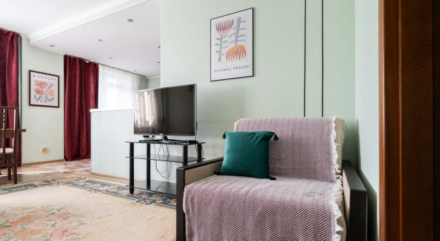 Prostornaya na 5 Chelovek LaylaTov na Metro Avtozavodskaya Flat, Book Apartment Hotels in Moscow with Parking, Parking