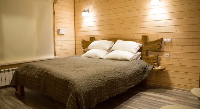 Volzhskiy fermer Guest House, Book Pension Hoteller i Golden Ring med parkering, Parkering