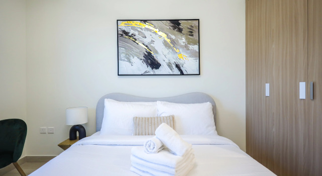 Двухместные апартаменты с балконом и с видом на город Apartments Elite Lux Holiday Homes - Contemporary Comfort – Studio in Azizi Riviera