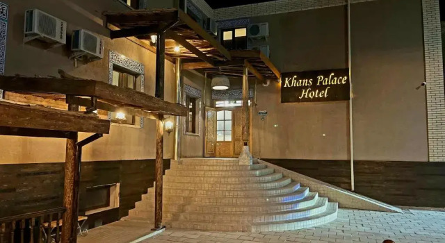 Хостел Khans Palace