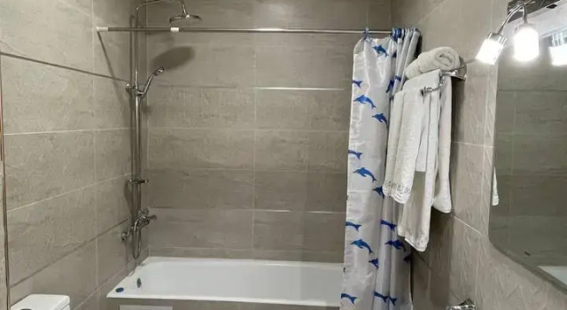 O podwyższonym standardzie czteroosobowy pokój Izumrud Palace Hotel