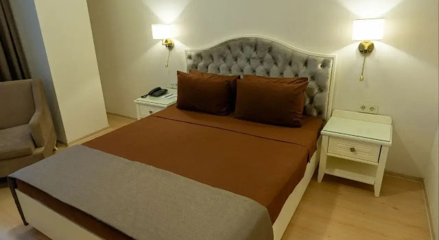 Standard Doppel Zimmer mit Balkon und mit Blick Nafta Sanatorium