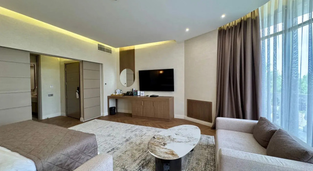 Двухместный люкс Executive с балконом Donatello Boutique Hotel