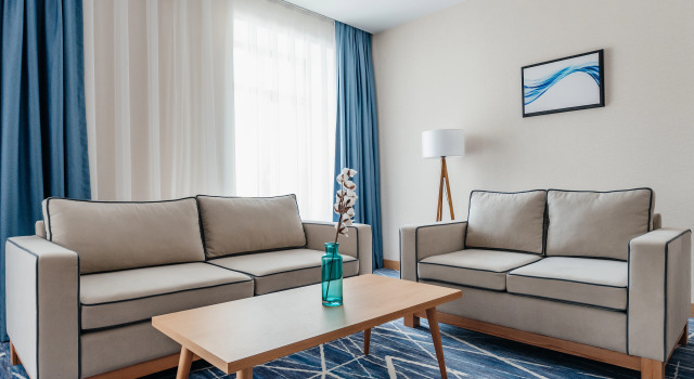 Двухместный полулюкс Ramada by Wyndham Astana