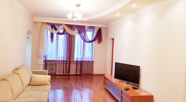 Leningradskaya 68 Apartments, Prenota Appartamento Bijsk 