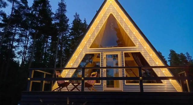 Sorola A-frame Private house, Prenota Casa vacanze Hotel a Carelia con parcheggio, Parcheggio
