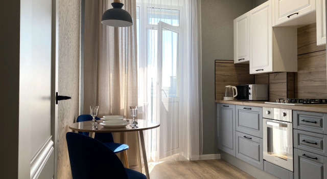 Prostornaya U Ozera I Yuzhnogo Vokzala Flat, Book Apartment Kaliningrad Kaliningrad Region