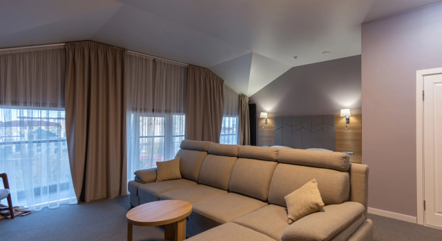 Двухместный номер Deluxe с балконом и с видом на парк Отель Park Avenue
