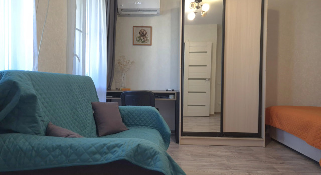 Uyutnaya v Udobnoy Lokatsii Flat, Buchen Sie Ferienwohnung Kirovskiy Sankt Petersburg, in der Nähe von Leninskij prospekt