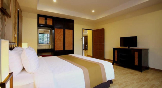 Люкс с 2 комнатами Отель Nova Park Hotel Pattaya