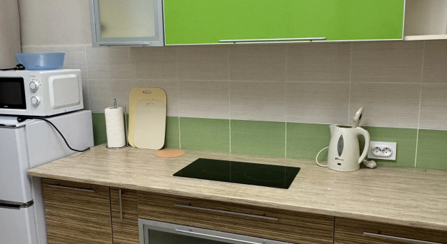 1 Komnatnaya Flat, Prenota Appartamento Hotel economici a Omsky District