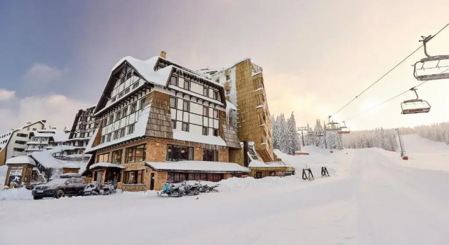Отель Grey Hotel Kopaonik, Забронировать Отель Отели Копаоник 5 звезд, рядом с Malo jezero ski lift, 5*
