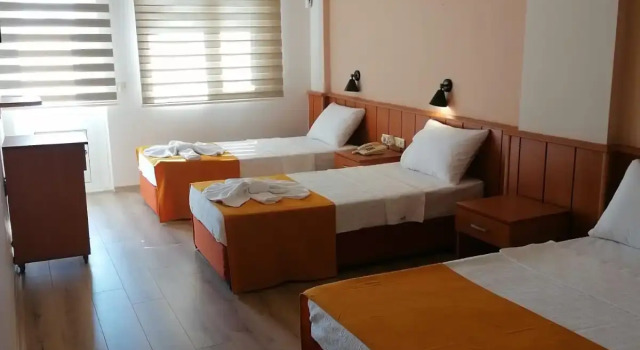 Четырёхместный номер Standard с балконом и с красивым видом из окна Luna Piena Hotel