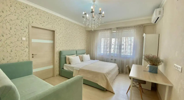 Dvukhkomnatnaya S Domashnim Uyutom Flat, Rezervovat Apartmán Hotely v Almaty s bazénem, Bazén