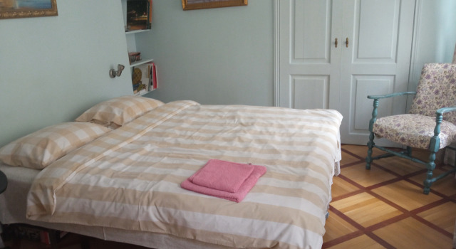 Меблированные комнаты  Be My Guest, Забронировать Гостевой дом Гостевые дома Санкт-Петербурга, рядом с Казанский собор, Гостевой дом