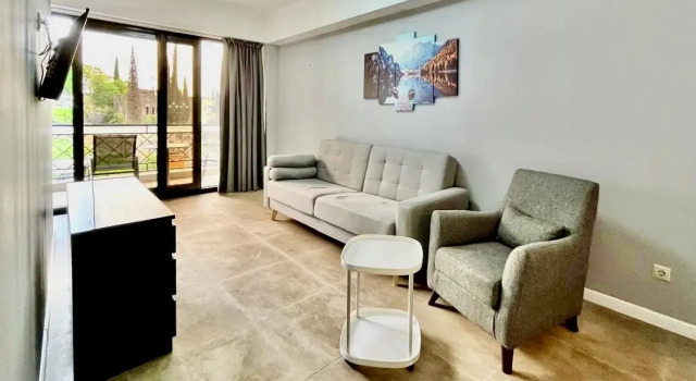 Апартаменты Comfort с 2 комнатами с балконом и с видом на горы Апарт-отель Лотос