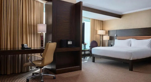 Двухместный люкс Caspian c 1 комнатой Hilton Baku