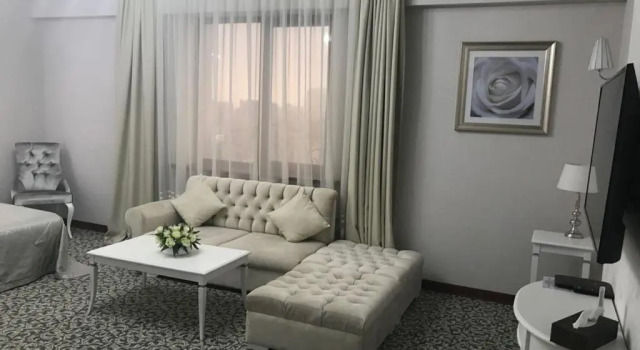 Двухместный люкс Plaza Hotel Almaty