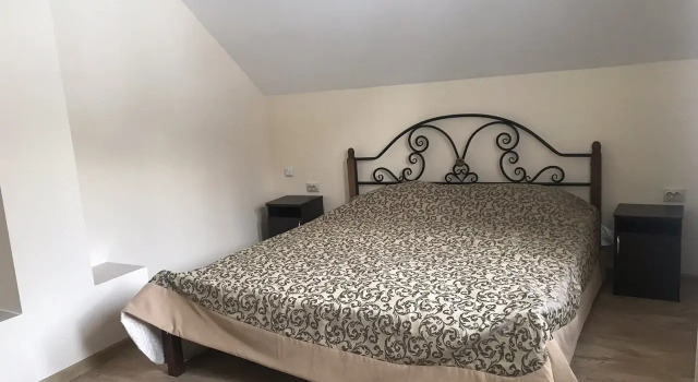 Platform Guest House