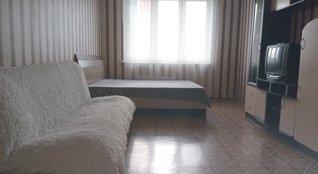 Na Vzletke Flat, Buchen Sie Ferienwohnung Hotels in Region Krasnojarsk mit Pool, Schwimmbad