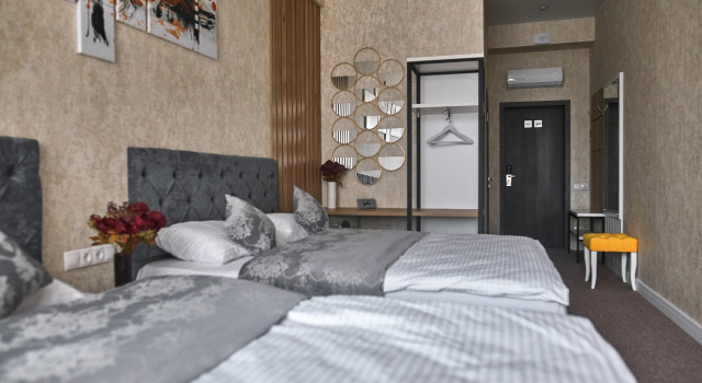 Трёхместный номер Стандартный № 5 Отель July Hotel