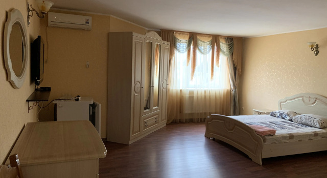 Трёхместный номер Comfort с видом на город Гостевой дом Южная