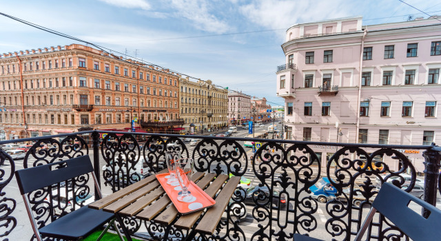 Меблированные комнаты Simple Neo Nevsky, Забронировать Отель Отели Санкт-Петербурга с парковкой, рядом с Достоевская, Парковка