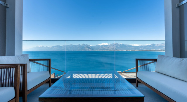Полулюкс с балконом и с видом на море Perge Hotels