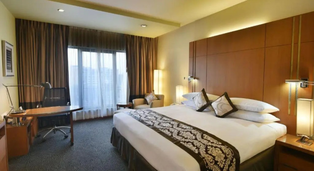 Номер Deluxe с красивым видом из окна Отель Radisson Blu Dhaka Water Garden