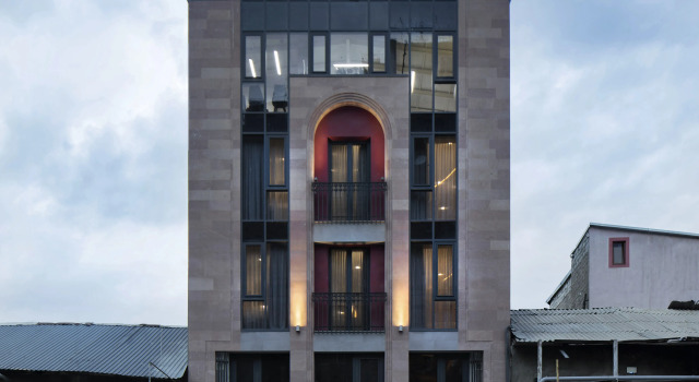 AREA Hotel Yerevan, Book Hotel Yerevan Armenia, near Yerevan Train Station