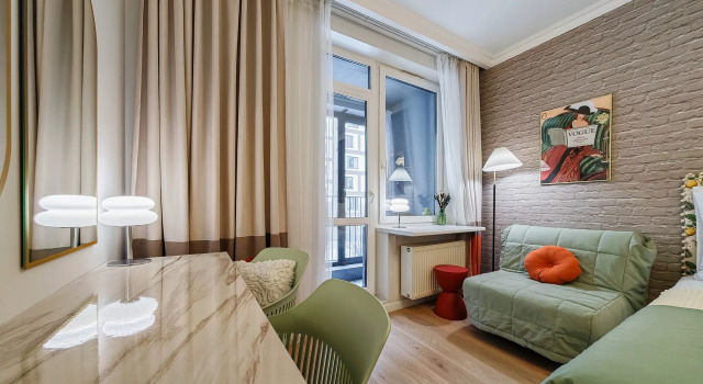 3 Apartments, Book Lejlighed Tsentralny district Sankt Petersborg