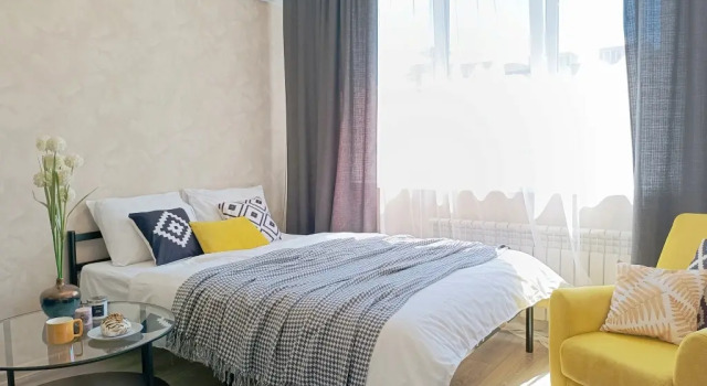 Апартаменты Aura сети DeNewHome в центре Левого берега