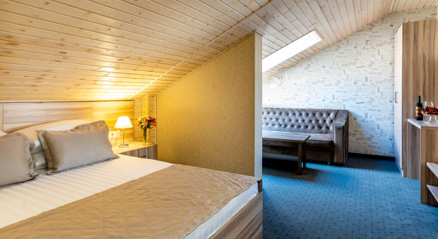 Трёхместный номер Standard Мансарда с красивым видом из окна Отель Bellagio