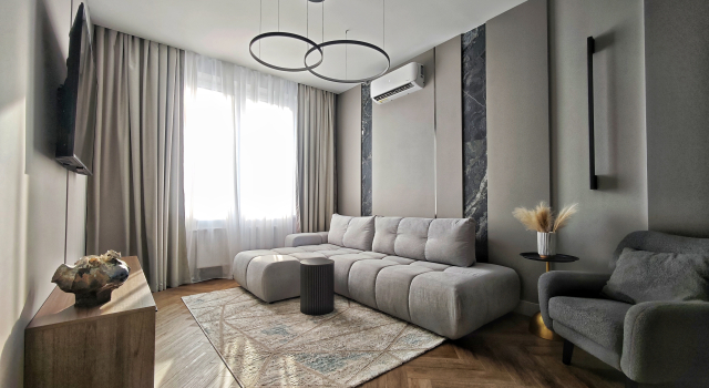 1k Kvartira V Zhk Tsentral Park Flat, Book Lejlighed Hoteller i Kaliningrad med pool, nær Railway Gate, Swimmingpool