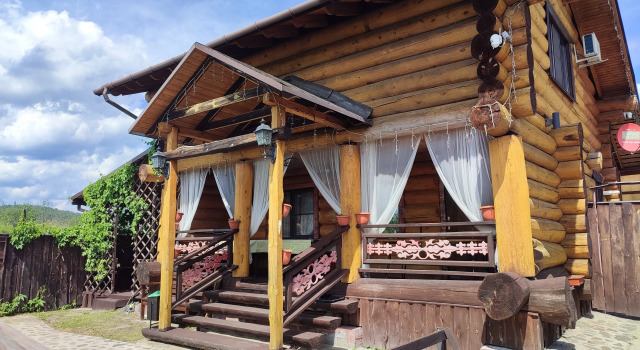 Turgoyakskaya Izba Na 10 Gostey Private House, Boek Vakantiehuis Villa's in Miass, Villa