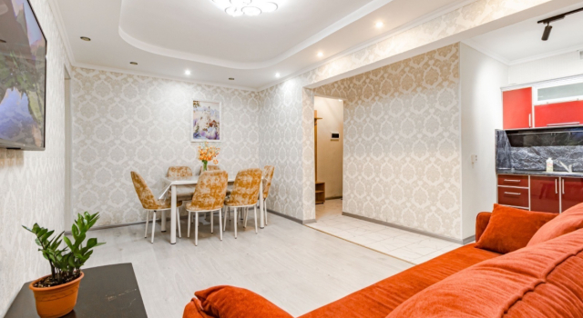Ryadom S Vokzalom Flat, Rezerwuj Apartament Hotele w Pavlodar Region z parkingiem, Parking