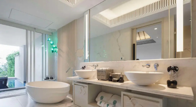 Двухместный Люкс с бассейном Deluxe Garden с балконом Отель Banyan Tree Krabi