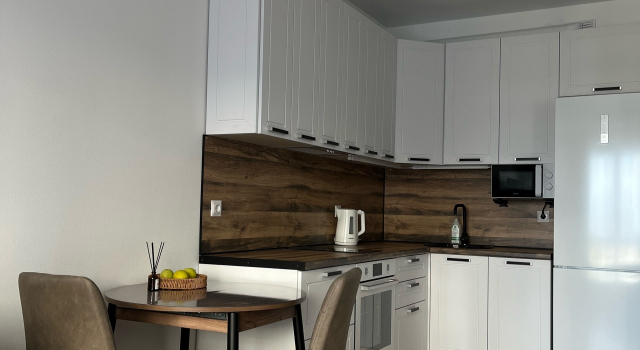 Uyutnaya Nedaleko Ot Tsentra V Novom Zhk Flat, Rezervovat Apartmán Hotely v Petrohrad s parkováním, Parkování