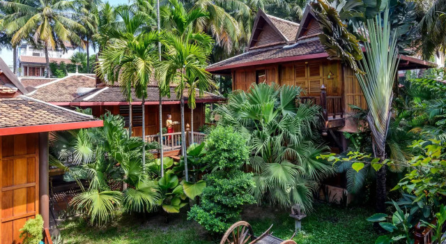 Отель Angkor Village