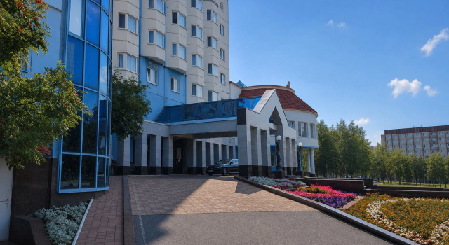 AZIMUT Отель Когалым