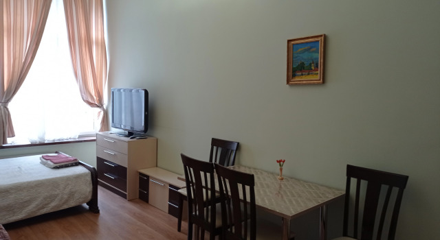Yunosti 10 Apartments, Prenota Appartamento Yalta 